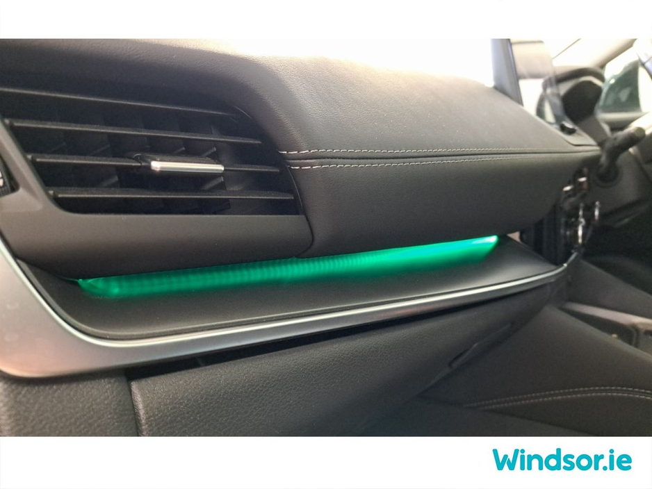 2025 Nissan Qashqai ePOWER SV PREMIUM €43,495