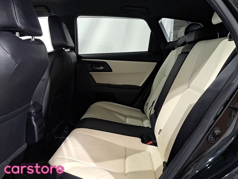 2017 Toyota Auris Hybrid Aura Auto €17,480