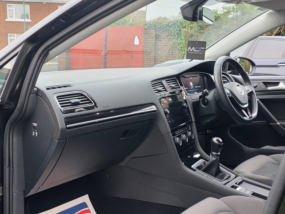 2018 Volkswagen Golf 1.0 TSI 115HP R-Line €18,999