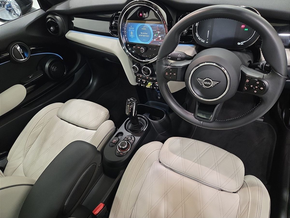 2022 MINI Hatch Electric Level 3 €22,950