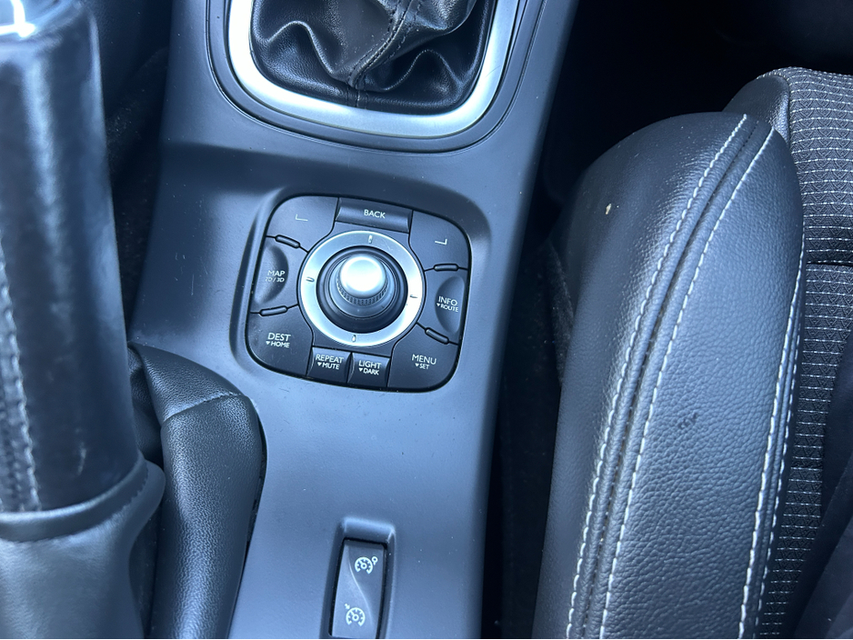 2011 Renault Grand Megane IRISH car//ONLY 113000KLMS WITH BRAND NEW NCT UNTIL 10/2026///HUGE SPEC//SAT NAV ETC//ROAD TAX JUST 200EUROS €4,999