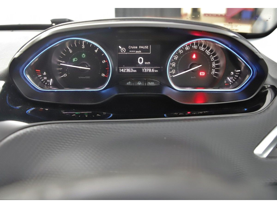 2018 Peugeot 2008 1.6 BLUE HDI 100BHP ALLURE 5SPD *HALF LEATHER*PANORAMIC ROOF* €12,890