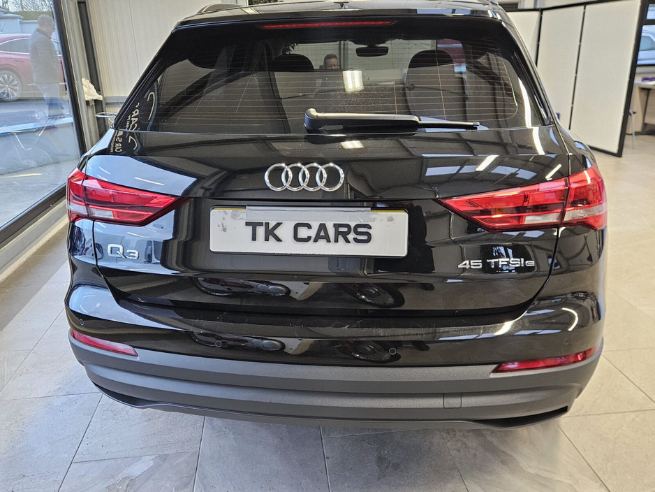 2022 Audi Q3 45 TFSI E S Tronic SE €27,950