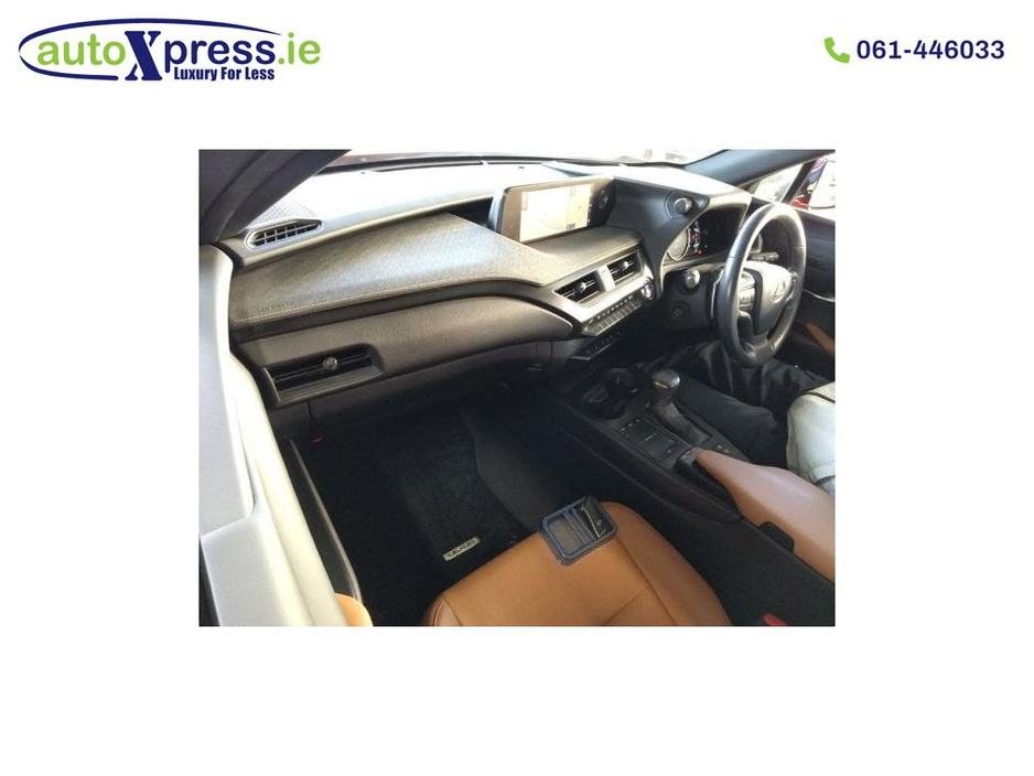 2021 Lexus UX 250 H 2.0 Hybrid VERSION C Leather Pack €29,995