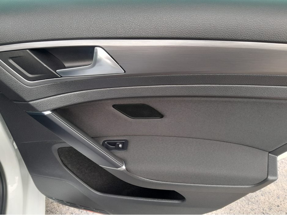 2021 Volkswagen Golf 2.0 Tdi Automatic 5 Door €22,950