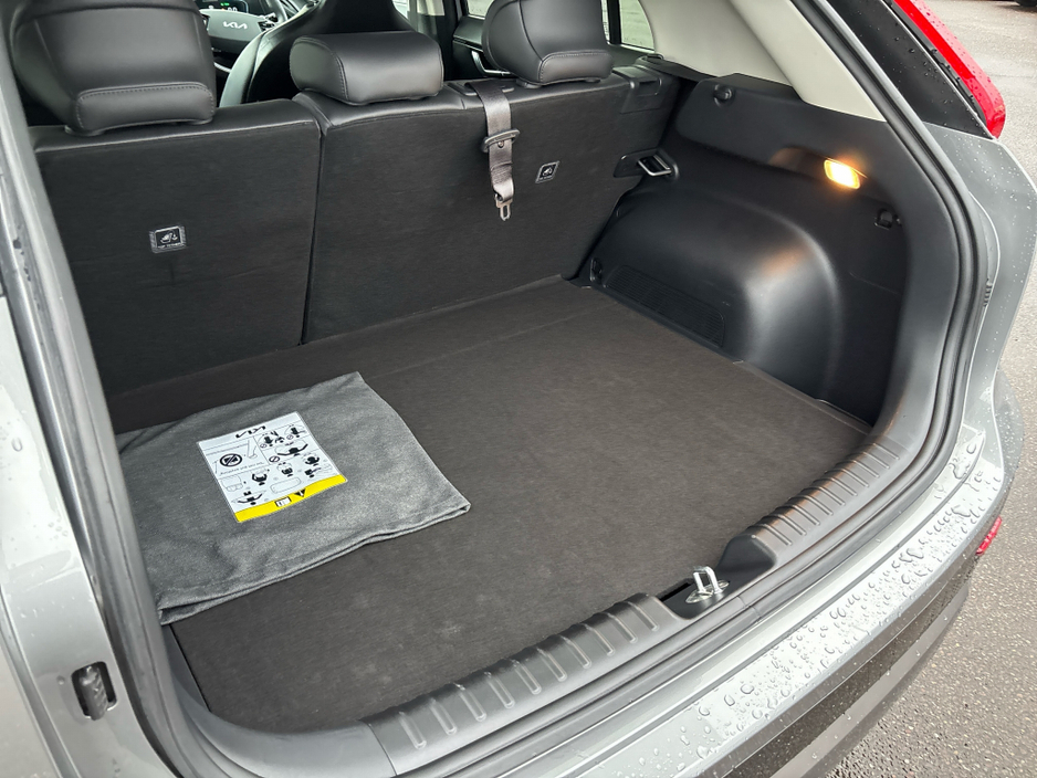 2025 Kia Niro HEV SEM €36,895