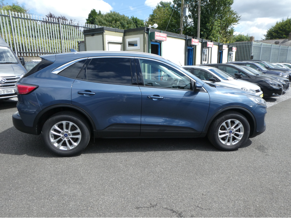 2022 Ford Kuga TITANIUM FWD price plus vat TAX 3/26 €17,950