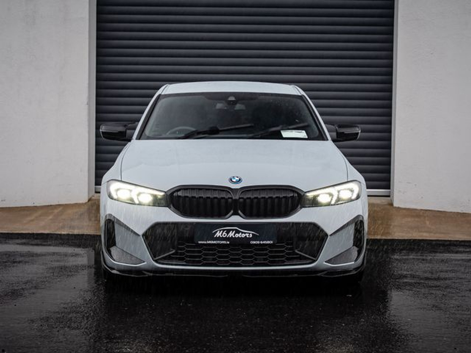 2024 BMW 3 Series 330E M SPORT €43,950