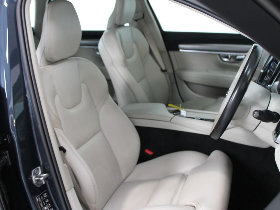 2020 Volvo V90 D4 MOM AT 5DR Auto €33,750