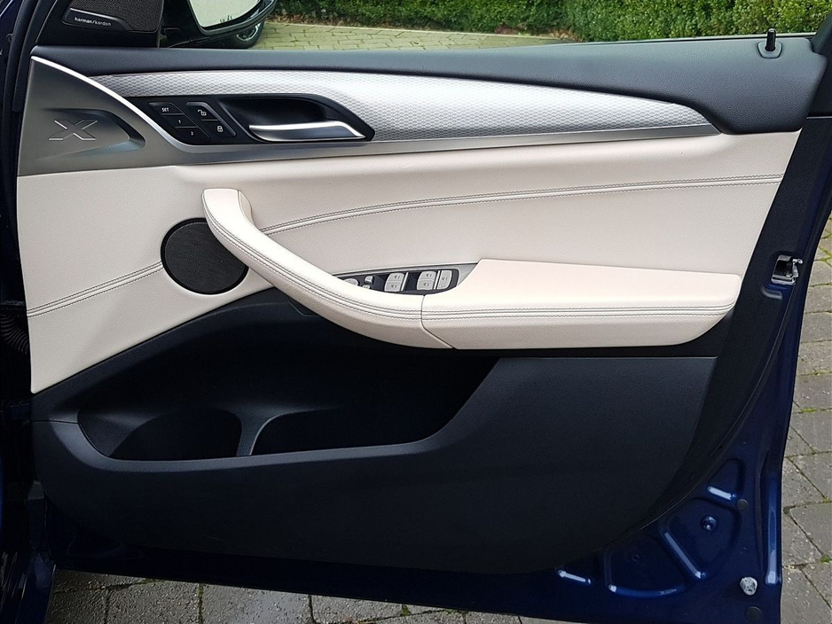 2018 BMW X3 xDrive20d M Sport €37,995