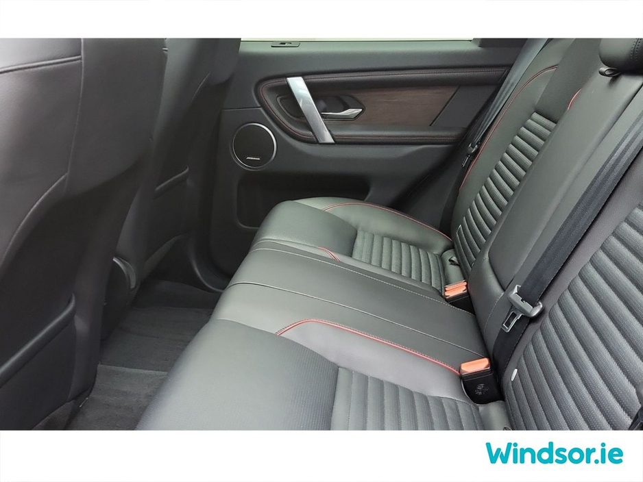 2023 Land Rover Discovery Sport 1.5 I3 PHEV 300 PS AWD R-Dynamic S Auto €46,995