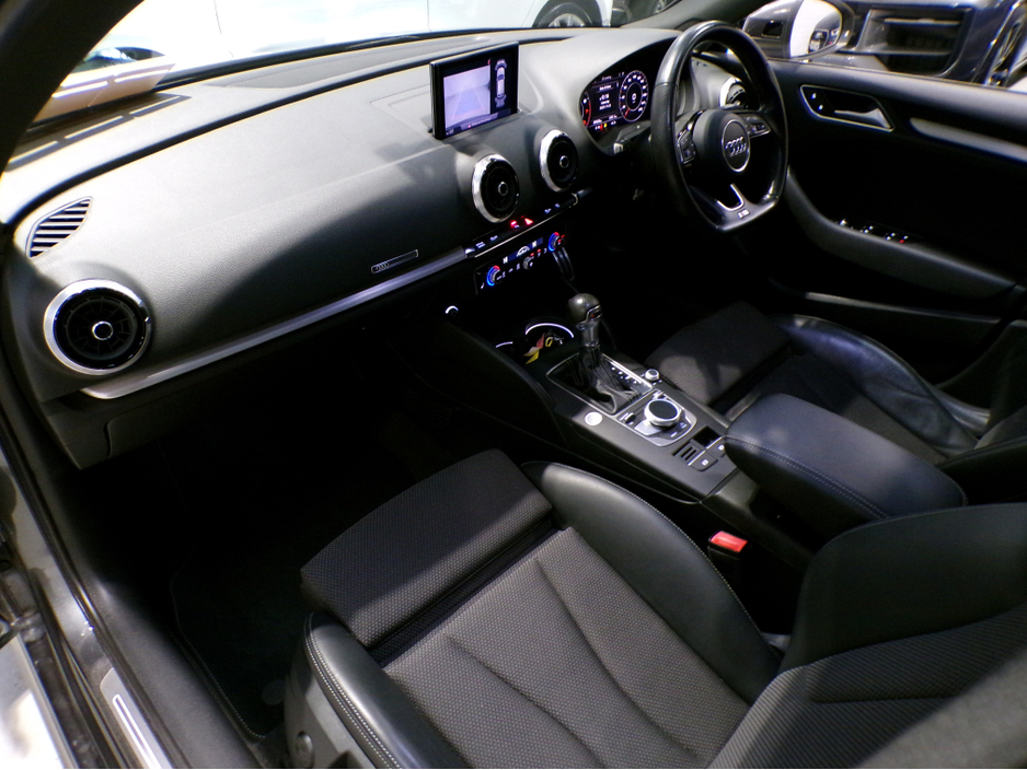 2018 Audi A3 Sportback S-LINE SPORTBACK*FACELIFT MODLE*AUTO*HEATED LEATHER ELECTRIC S-LINE SEATS*PARKING SENSORS WITH COLOUR CAMERA*ADAPTIVE CRUISE CONTROL*PADDLE SHIFT*FULL SAFETY PACK* €21,900