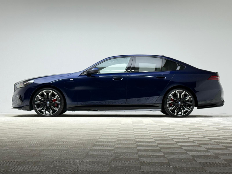 2025 BMW 5 Series 550E M SPORT PRO XDRIVE €87,990