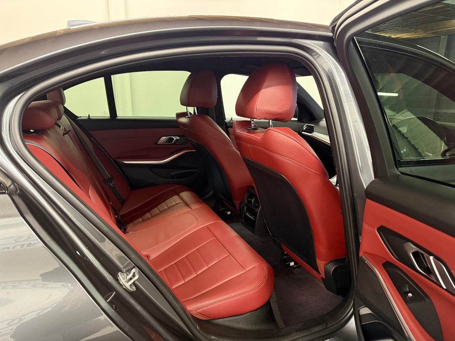 2022 BMW 3 Series  €38,995