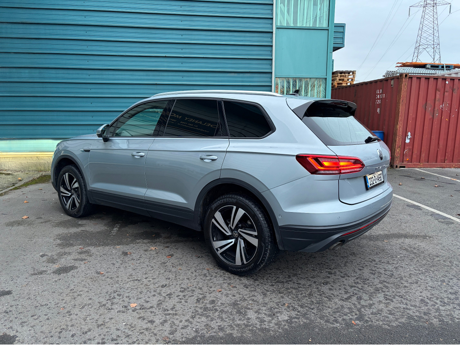 2023 Volkswagen Touareg N1 2 Seat Commercial Van €49,950