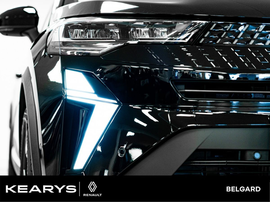 2026 Renault Captur Order your 261 Techno Full Hybrid E-Tech 160 TODAY! €36,190