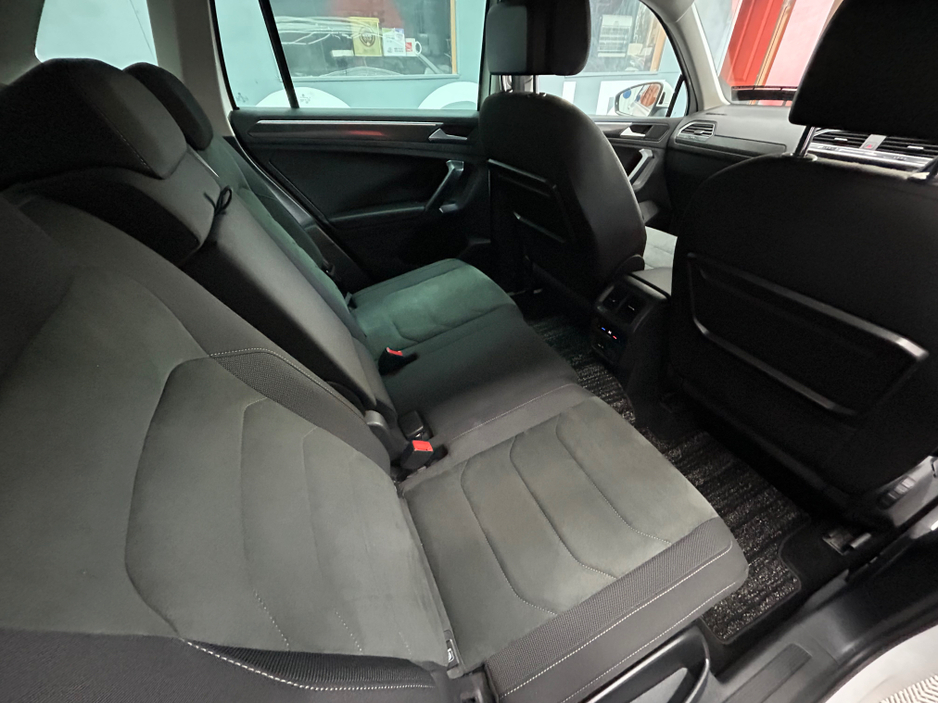 2020 Volkswagen Tiguan €28950! 2020 VW TIGUAN 2.0 TDI HIGHLINE 4MOTION / HUD, HEATED SEATS, 360 Cameras €28,950