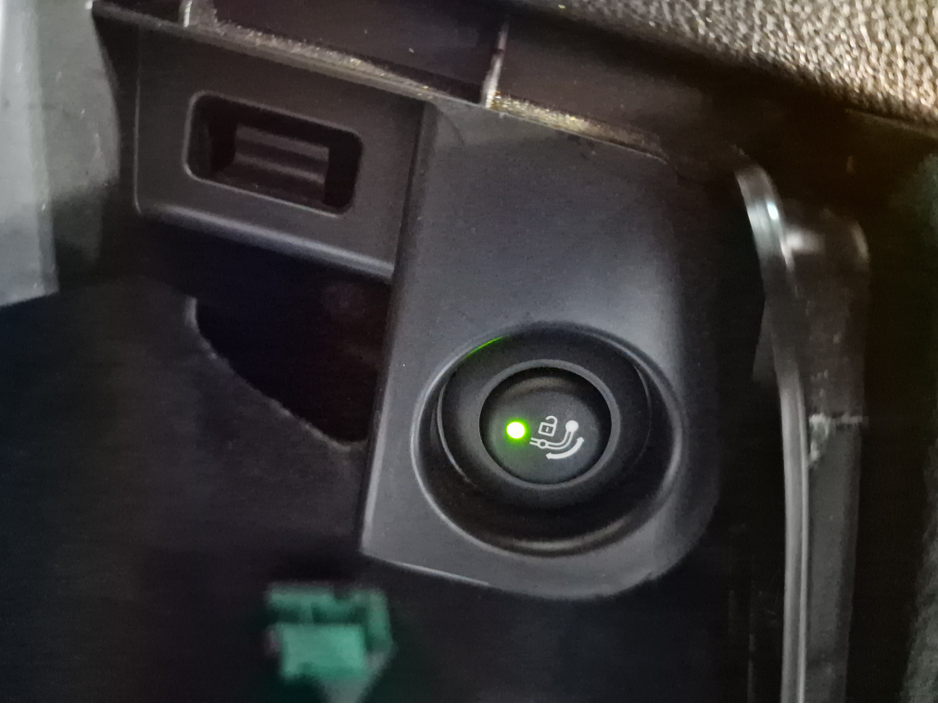 2021 BMW X3 30E X-DRIVE X-LINE AUTOMATIC **ONE OWNER / ACTIVE CRUISE CONTROL / APPLE CARPLAY / ELECTRIC TOWBAR / FULL MOCHA LEATHER / HEATED STEERING WHEEL / SAT NAV / REVERSE CAMERA / REAR TINTED GLASS** €38,450