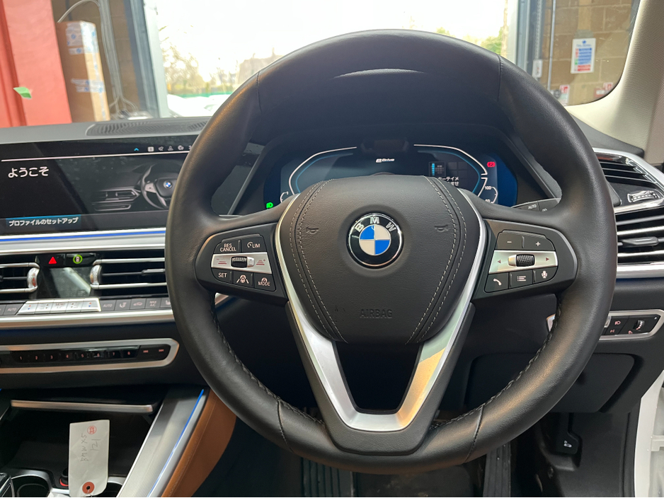 2022 BMW X5 ONLY 7K KMS! €59950! 2022 BMW X5 XDRIVE45E 3.0 AUTOMATIC / CRUISE CONTROL / 360° PARKING CAMERA / PANORAMIC SUNROOF / ELECTRIC MEMORY & HEATED SEATS €59,950