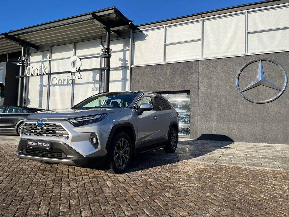 2023 Toyota Rav4 2.5 Hybrid AWD-i Platinum €44,950