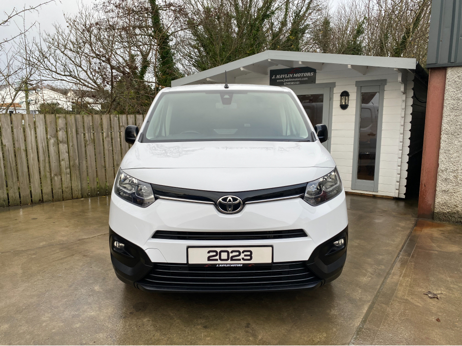 2023 Toyota Proace City City Icon L1 HDi 100 €15,995