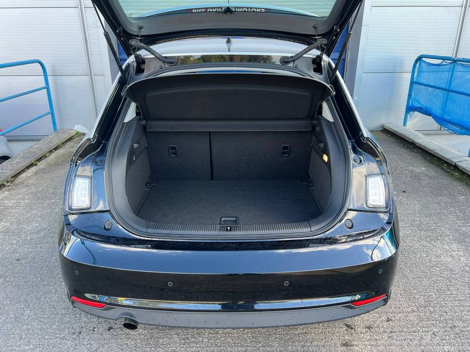 2018 Audi A1 SPORTBACK 1.0 TFSI AUTO // 15" ALLOYS // REVERSE CAMERA // AIR CONDITIONING €16,750