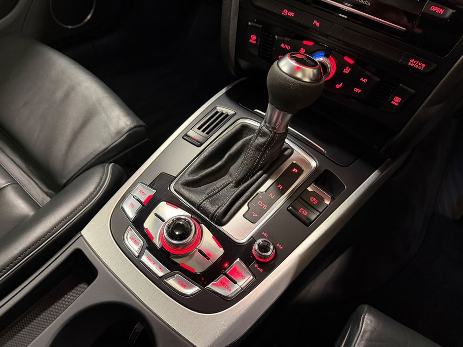 2015 Audi RS5 4.2 V8 FSI QUATTRO (450 BHP)=PAN ROOF//LOW MILES//D REG=FULL SERVICE HISTORY=TAILORED FINANCE PACKAGES AVAILABLE=TRADE IN'S WELCOME €44,995