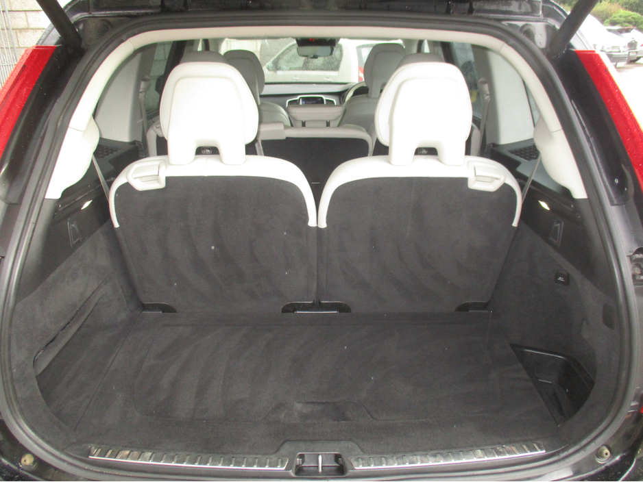 2018 Volvo XC90 D5 AWD MOMENTUM GT 5DR AUTO €29,950