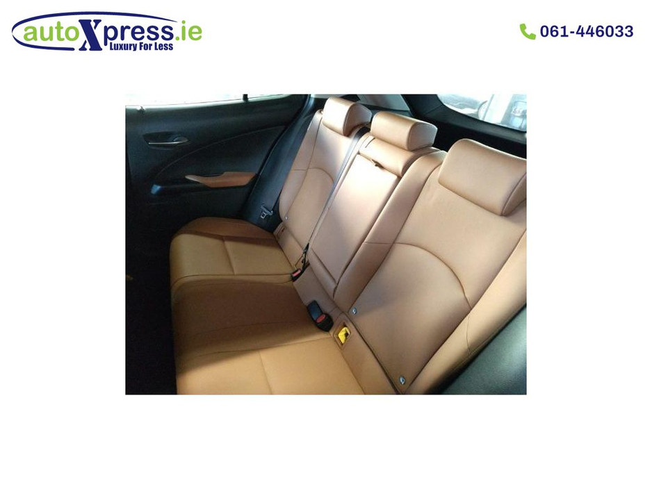 2021 Lexus UX 250 H 2.0 Hybrid VERSION C Leather Pack €29,995