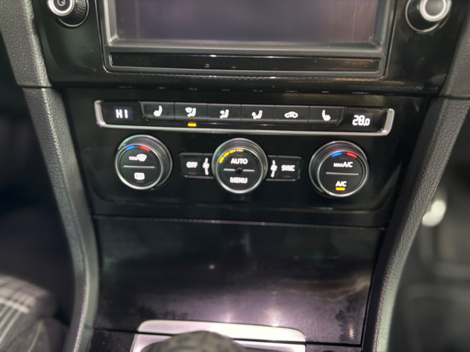 2016 Volkswagen Golf 2.0 TDI GTD €10,950