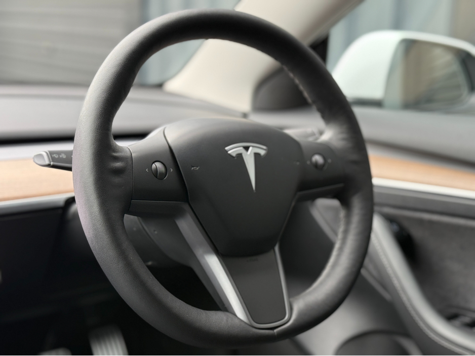 2021 Tesla Model 3 3 STANDARD RANGE PLUS €20,950