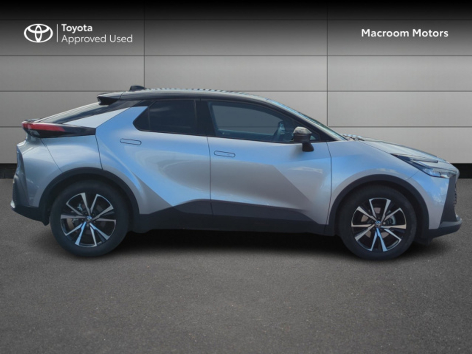 2025 Toyota C-HR FRESH SELECTION OF TRADE-INS C-HR SPORT + €43,000