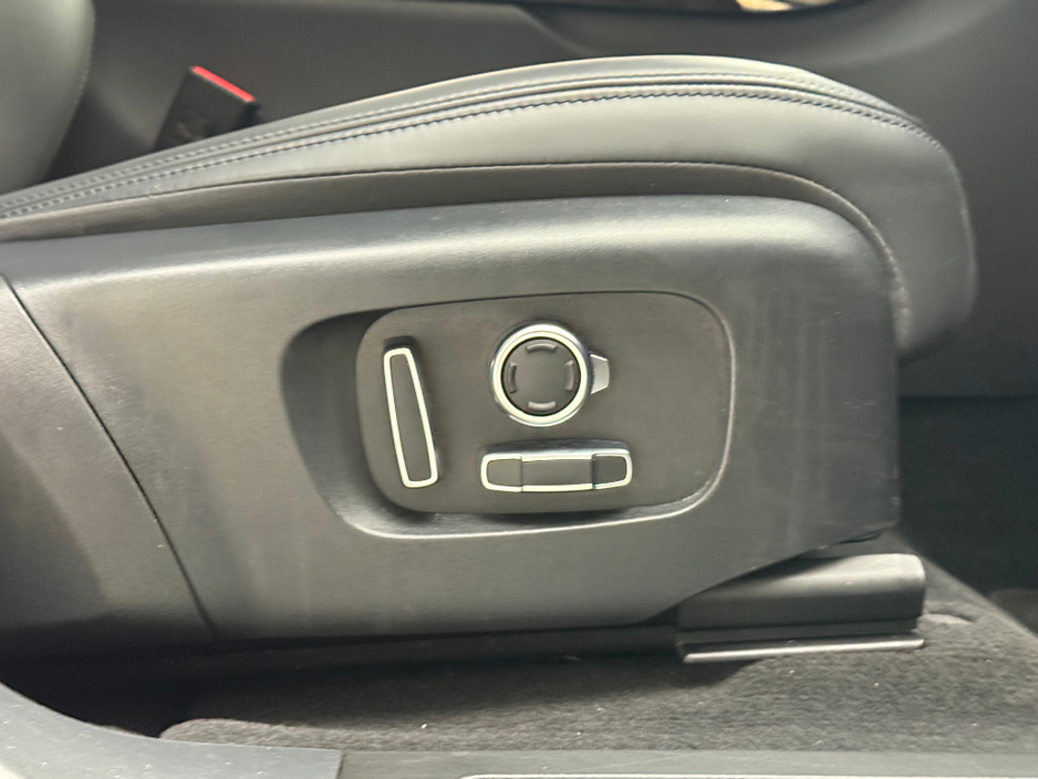 2024 Land Rover Range Rover Evoque HSE DYNAMIC P300E *HUGE SPEC* €52,990