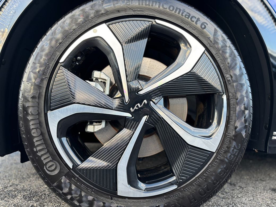 2025 Kia EV6 Earth SEM (Finance available at 3.9% apr) €45,995