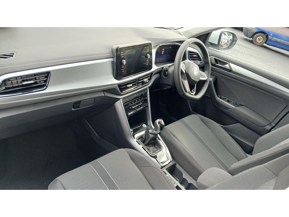 2025 Volkswagen T-Roc 2.0 TDI 116 BHP *PRICE INCLU VAT, 2 SEATER, COMING SOON, CALL US TODAY FOR MORE INFORMATION* €38,123