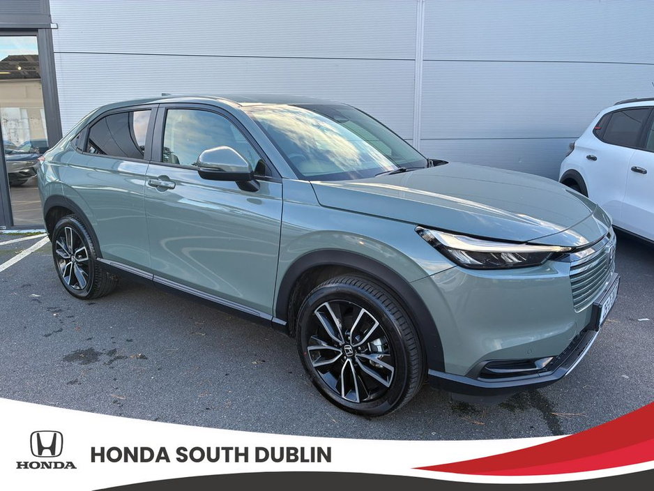 2025 Honda HR-V E:hev Elegance €38,995