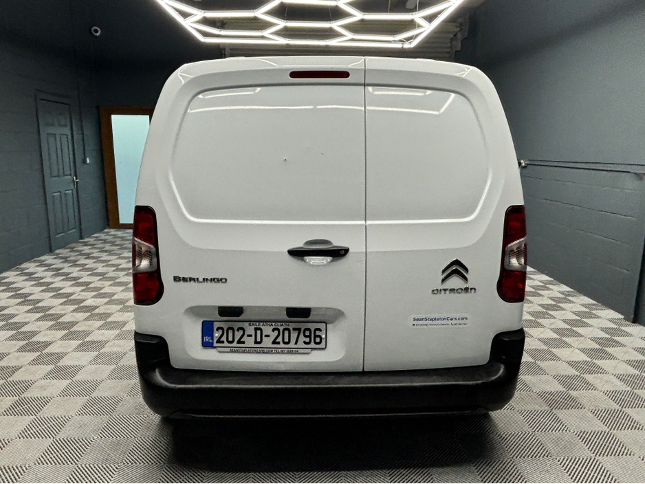 2020 Citroen Berlingo LX 1.5 BLUEHD S&S 650 €9,950