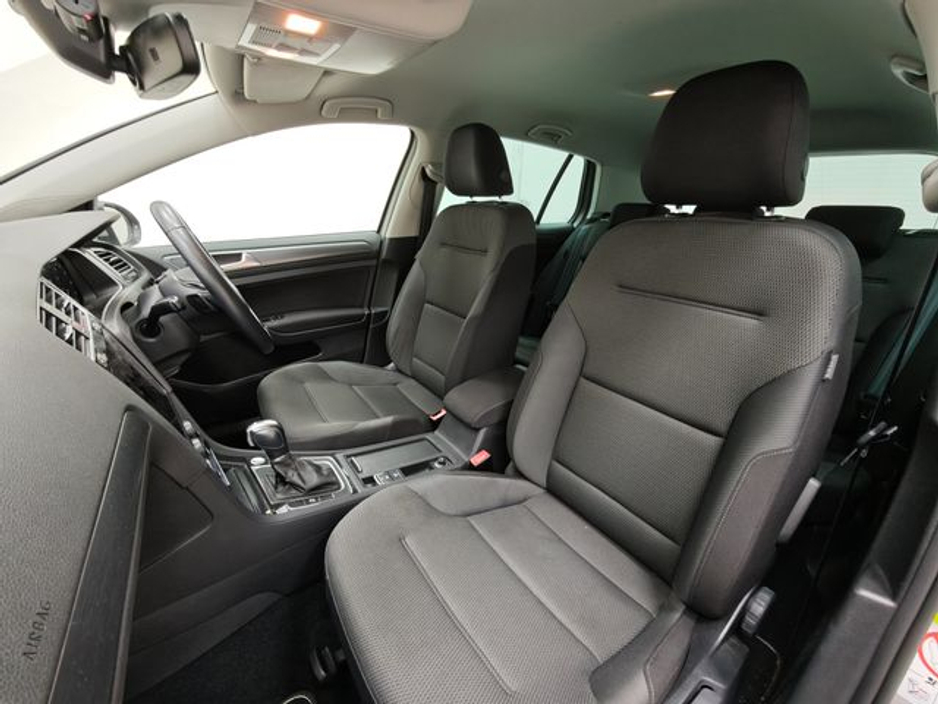 2018 Volkswagen Golf * Great Spec *1.2 TSI Automatic, Reversing camera €16,995