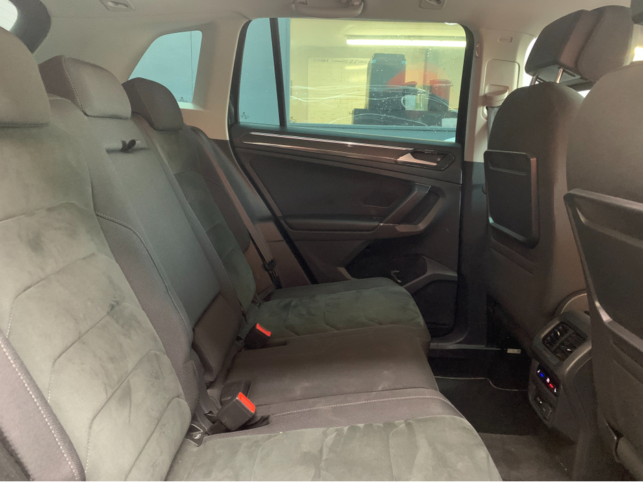 2018 Volkswagen Tiguan 2018 TIGUAN AUTOMATIC 1.4 TSI HIGH LINE / 94k KMs / Heated Front & Rear Seats / ACC & Reverse Camera €26,950