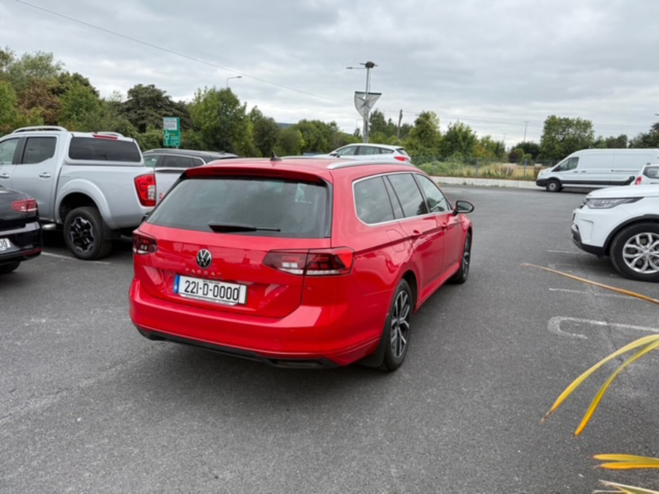 2022 Volkswagen Passat SEL TDI €32,995