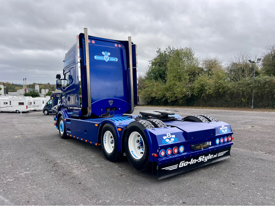 2005 Scania 94D 310hp 164 480 LEFT HAND DRIVE 2DR R164 LA 4X2 NAV