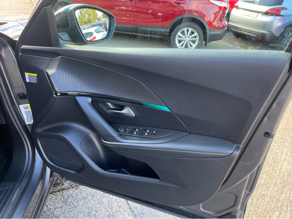 2022 Peugeot 2008 ALLURE 1.2 PETROL //WINTER SALE €2000 REDUCTION// €19,950