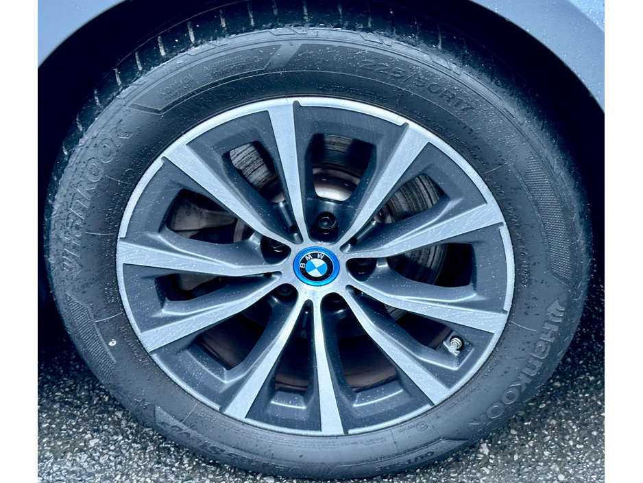 2024 BMW 3 Series 330e SPORT AUTO €40,950