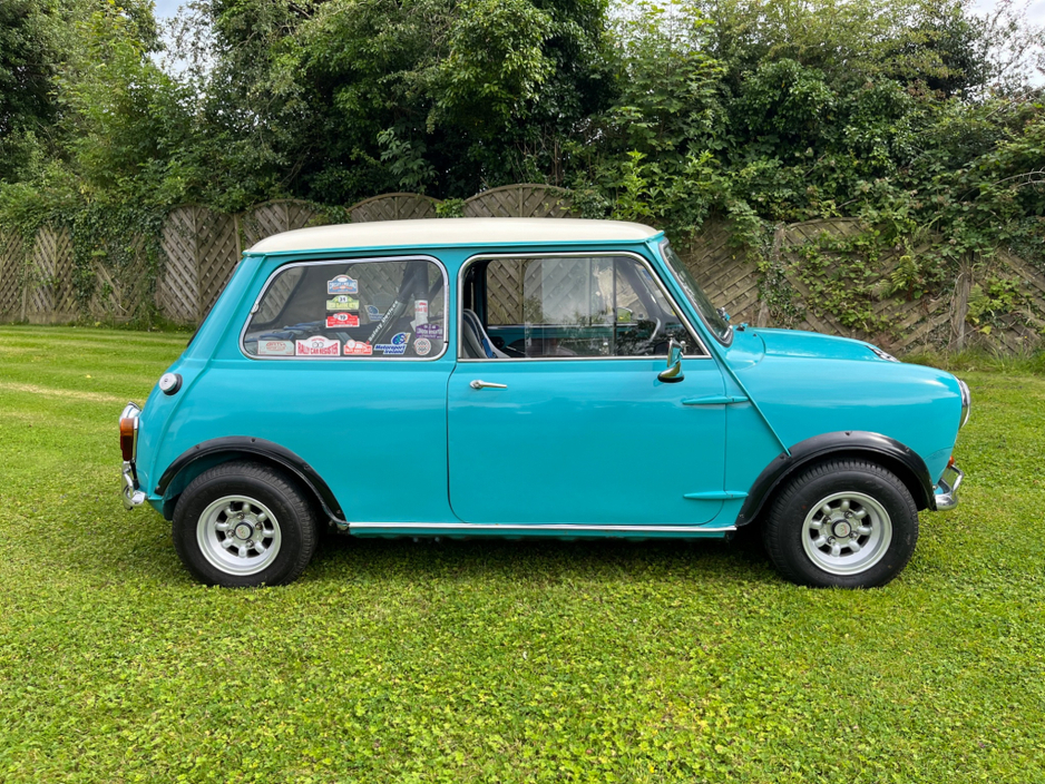 1965 MINI Cooper 998 €25,950