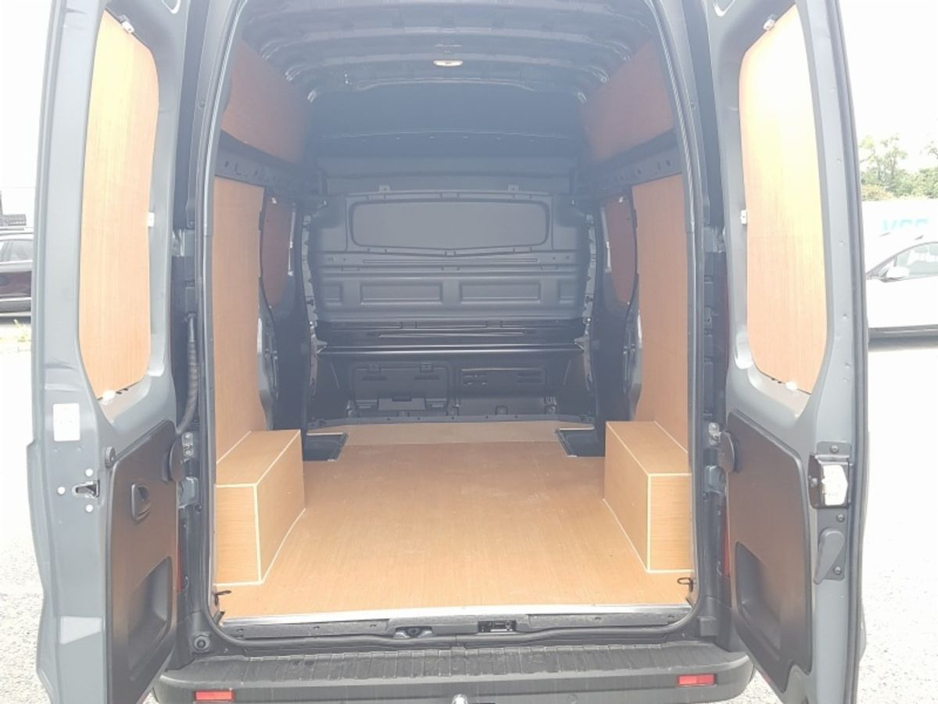 2026 Renault Trafic H/ROOF EXTRA SPEC €35,940