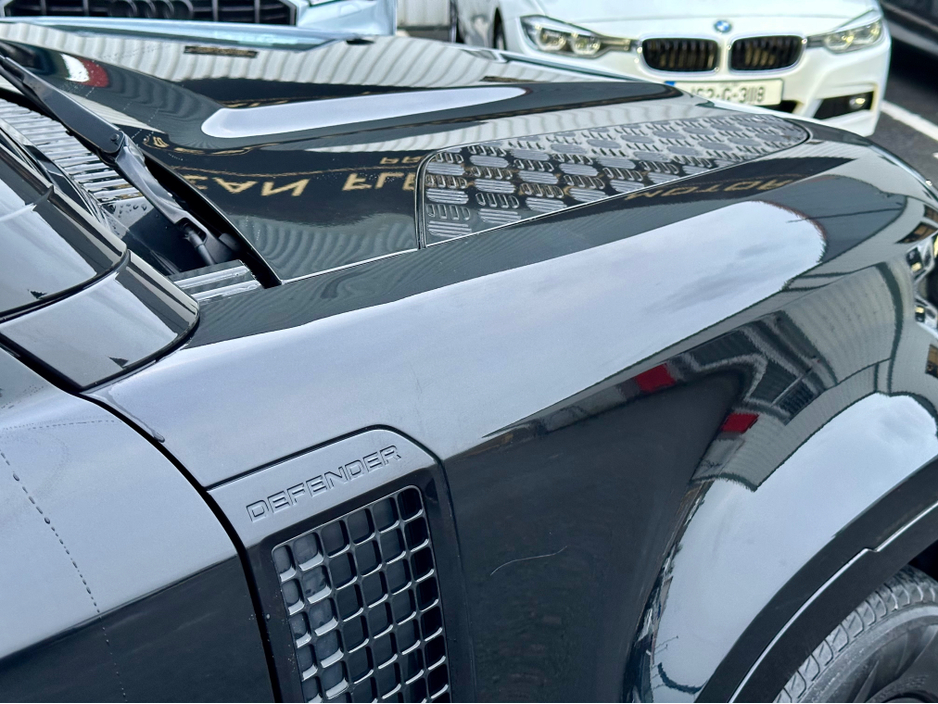 2023 Land Rover Defender ++HIGH SPEC++ 110 2.0 P400E X 404PS