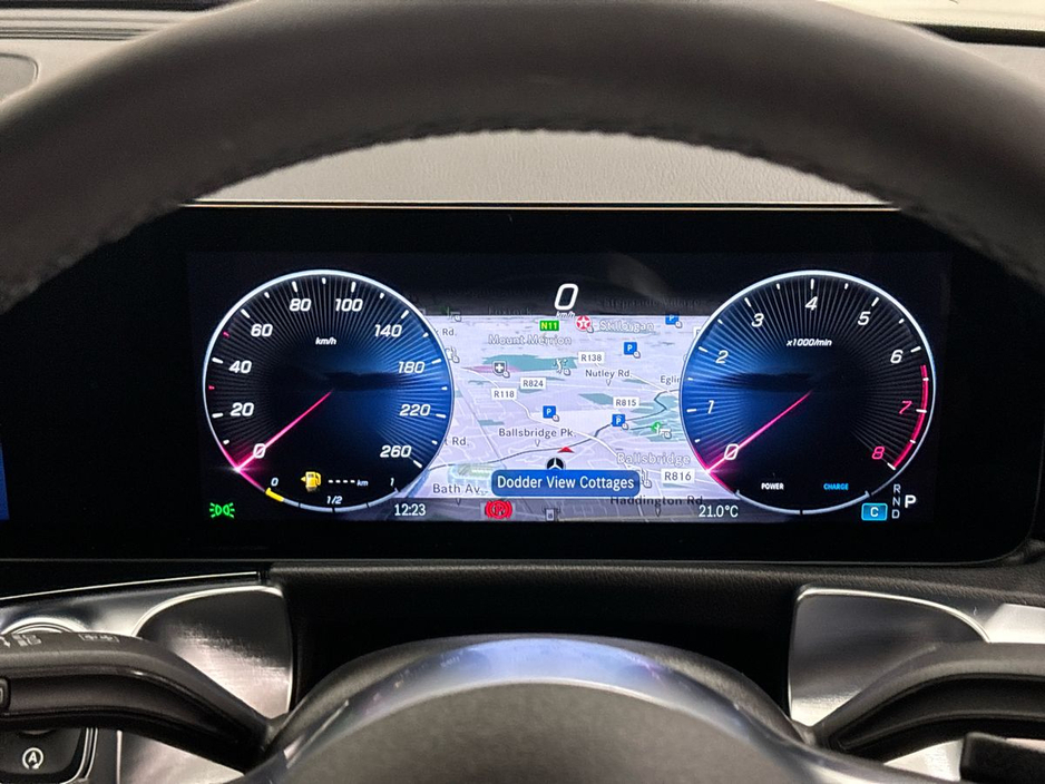 2025 Mercedes-Benz GLB GLB 180 Progessive Line + | 7 Seater SUV, Reversing Camera, Mirror Package, Split Fold Rear Seats €60,950