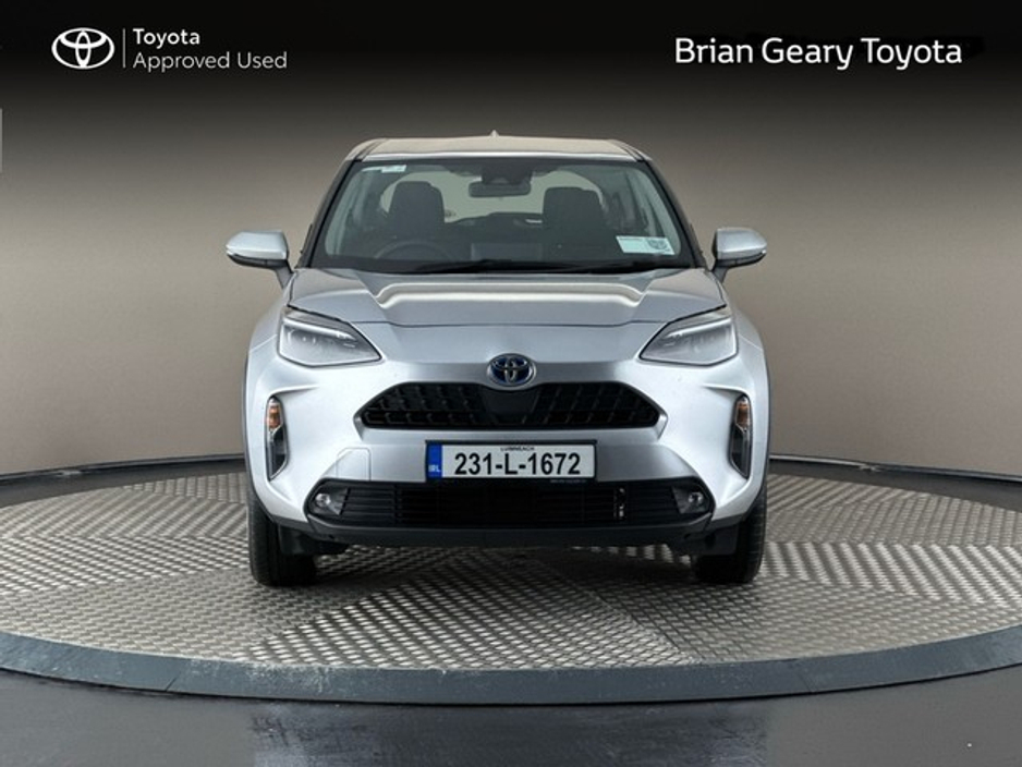 2023 Toyota Yaris Cross LUNA €27,950