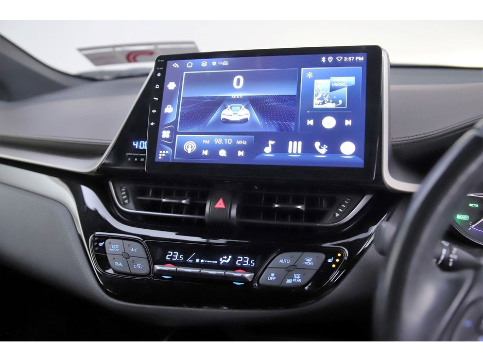 2018 Toyota C-HR 1.8 HYBRID *BI-TONE ROOF*HALF LEATHER*10"ANDROID CAR PLAYER* €21,490