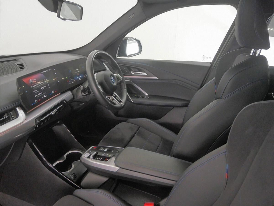 2024 BMW iX1 eDrive20 M Sport €45,900